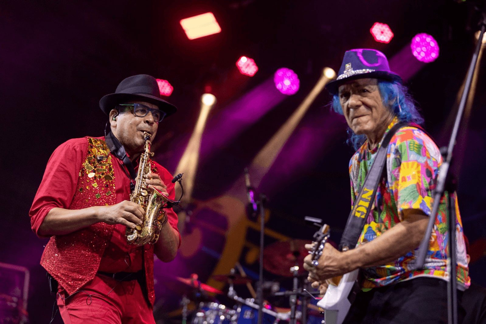 ARMANDINHO MACEDO ET MAESTRO SPOK Frevo Pernambucano Sotaque Baiano ARMANDINHO MACEDO ET MAESTRO SPOK